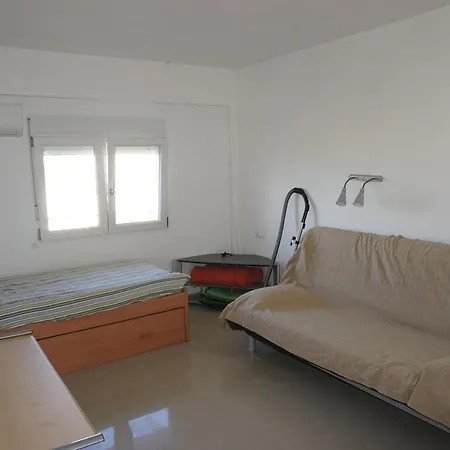 Apartamento Maria Elena A Sólo Unos Pasos De La Playa Les Bovetes