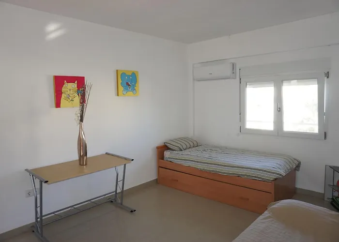 Maria Elena A Solo Unos Pasos De La Playa Les Bovetes *